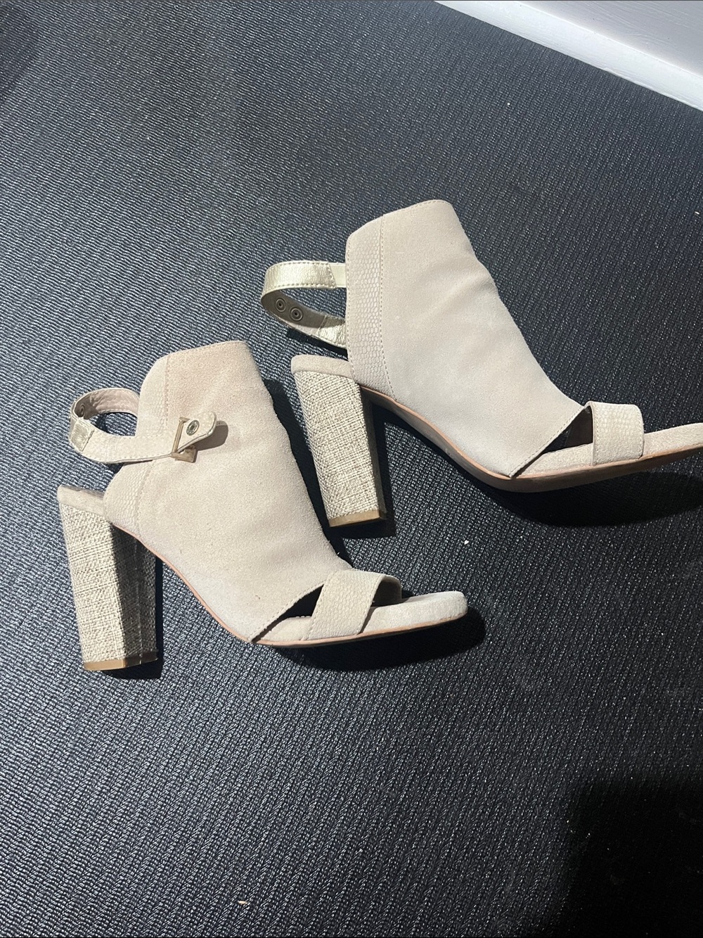 Women's Beige suede Open-Toe Block Heel Sandals with Ankle Strap